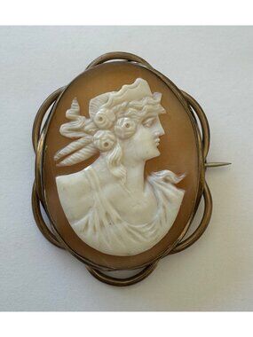 Antique Shell Cameo Brooch Diana Goddess Hunt Gold Tone Large Pin